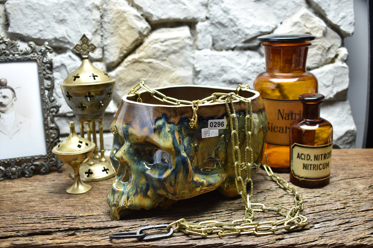 Large hanging skull plantpot brown/blue effect glaze