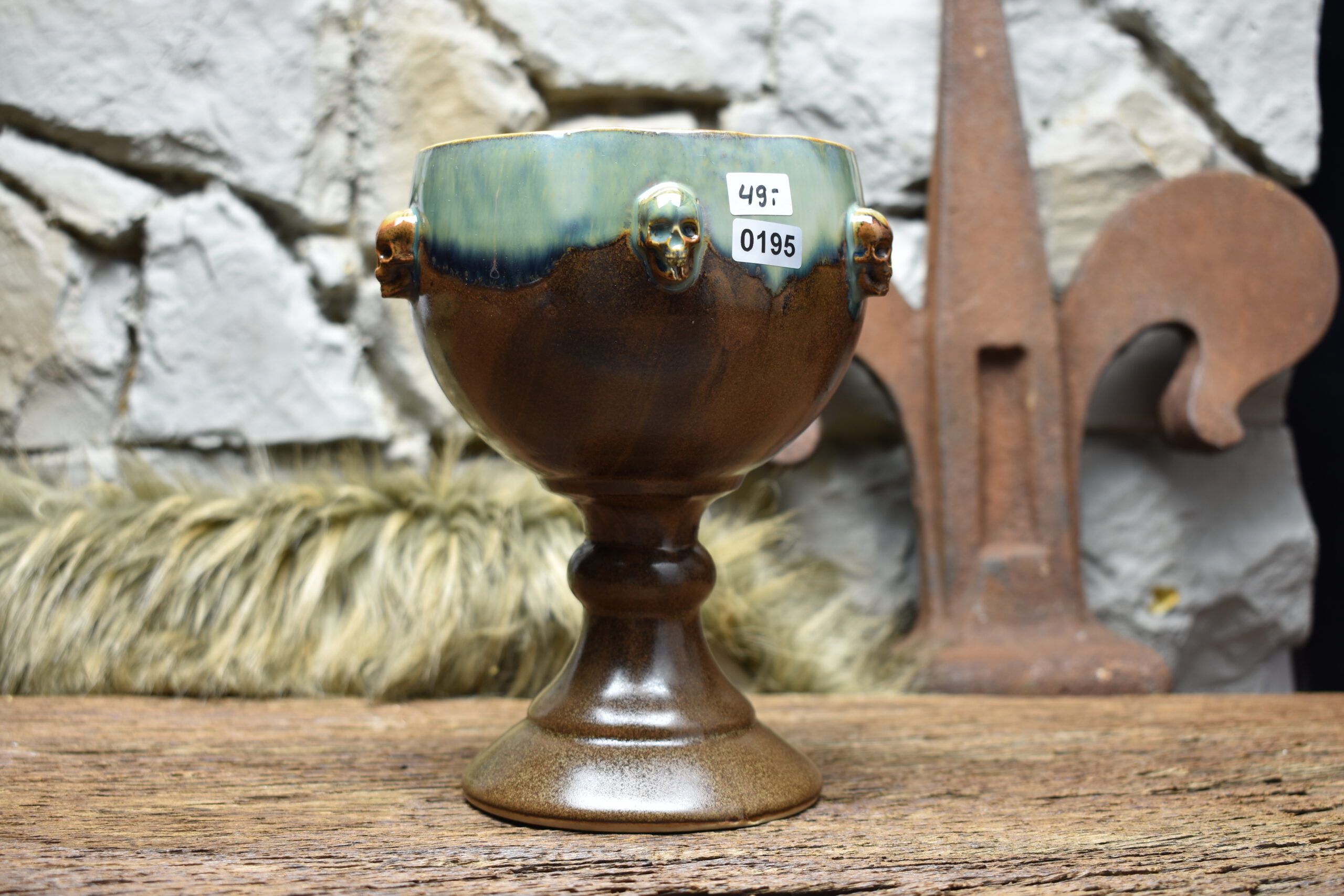 Handmade ceramic grail 500ML with brown and effect glaze - Image 4