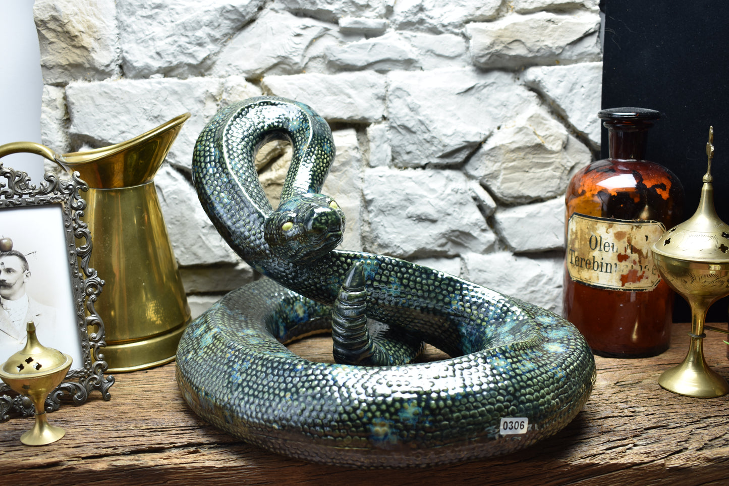 Handmade snake sculpture green effect glaze