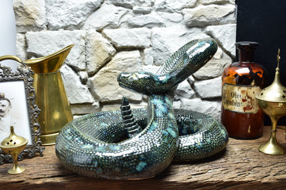 Handmade snake sculpture green effect glaze