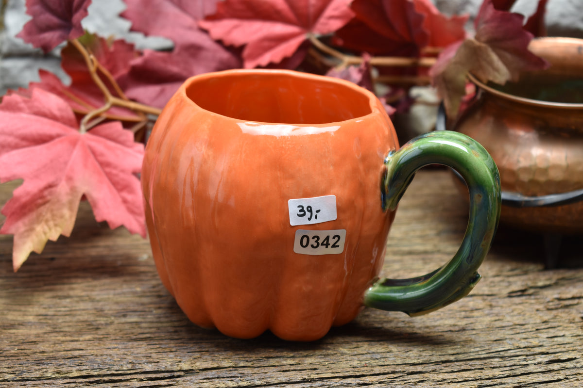 Pumpkin mug orange 2