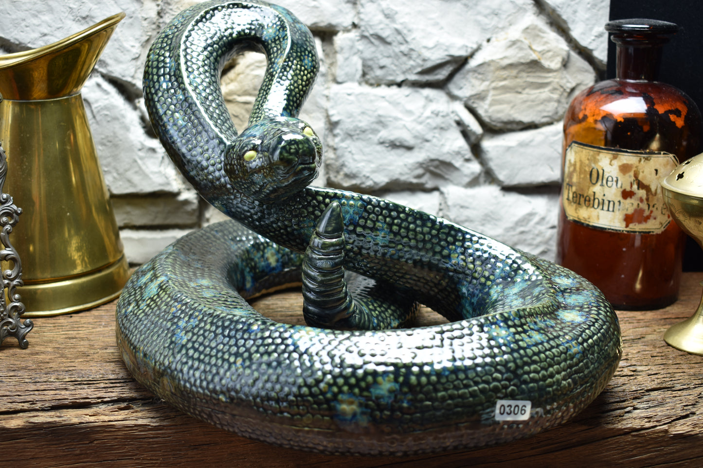 Handmade snake sculpture green effect glaze