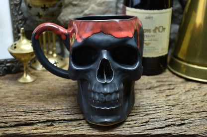 Skull mug Large black matt & red effect glaze