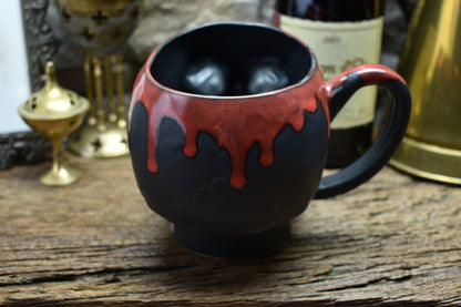Skull mug Large black matt & red effect glaze