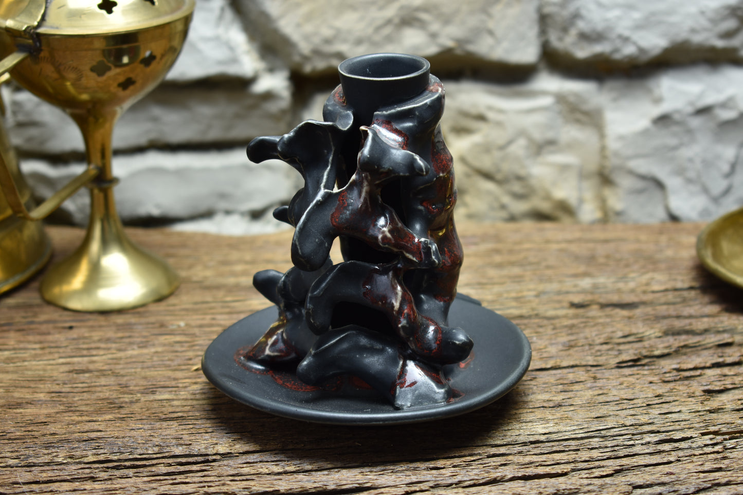 Spine candle holder small black/red effect