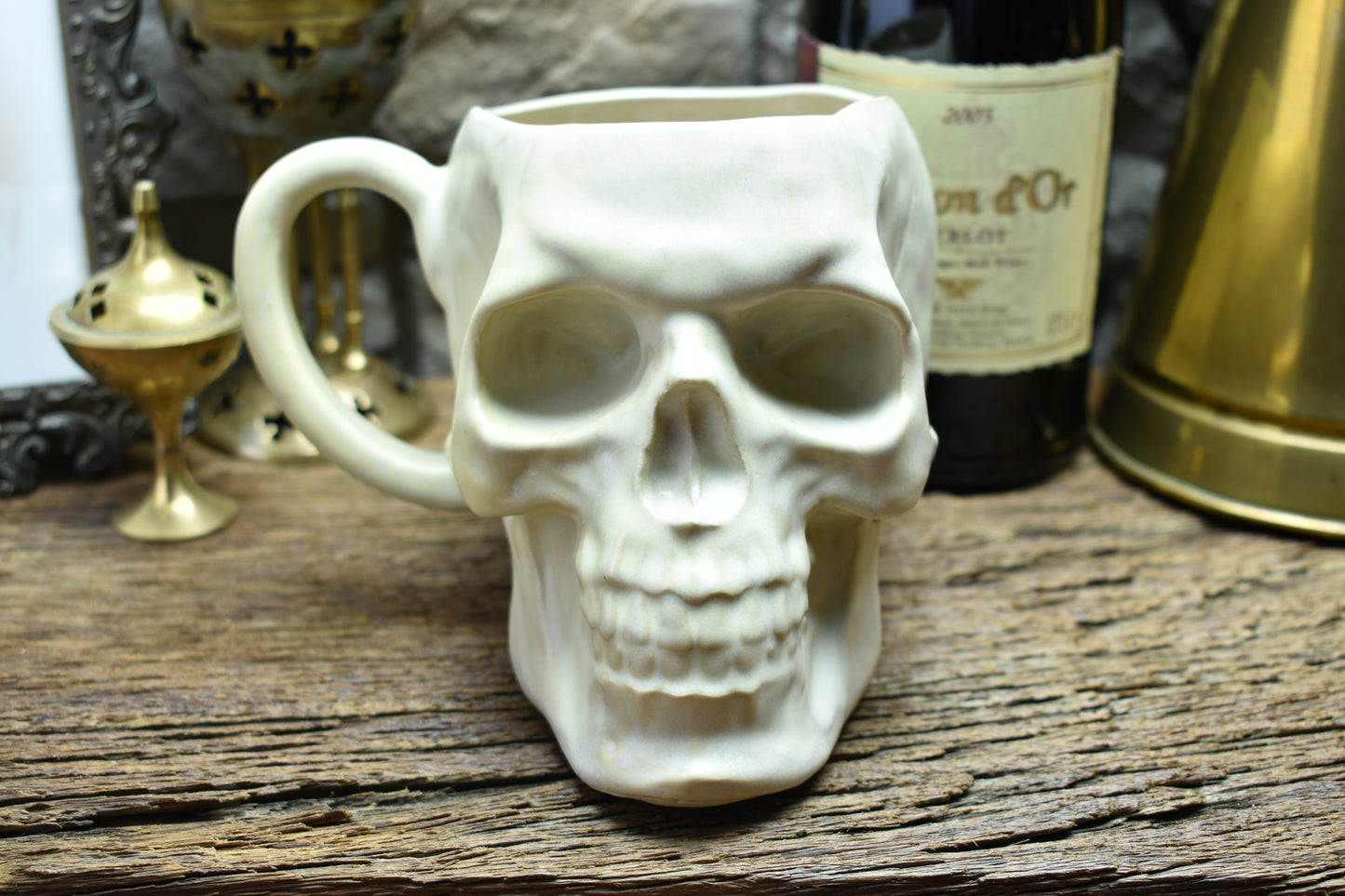 Skull mug Large white matt glaze