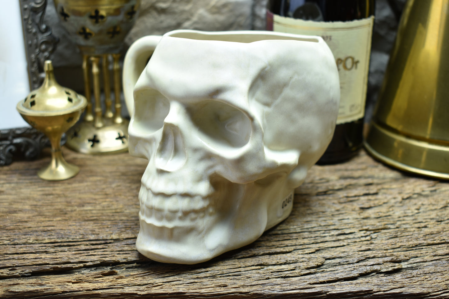 Skull mug Large white matt glaze