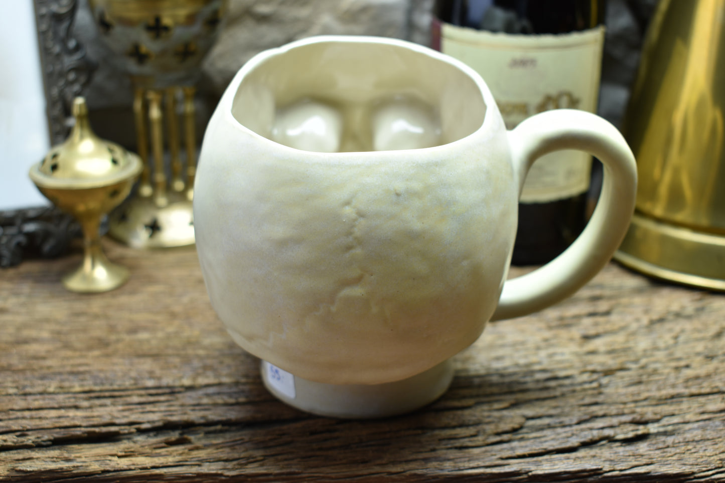 Skull mug Large white matt glaze