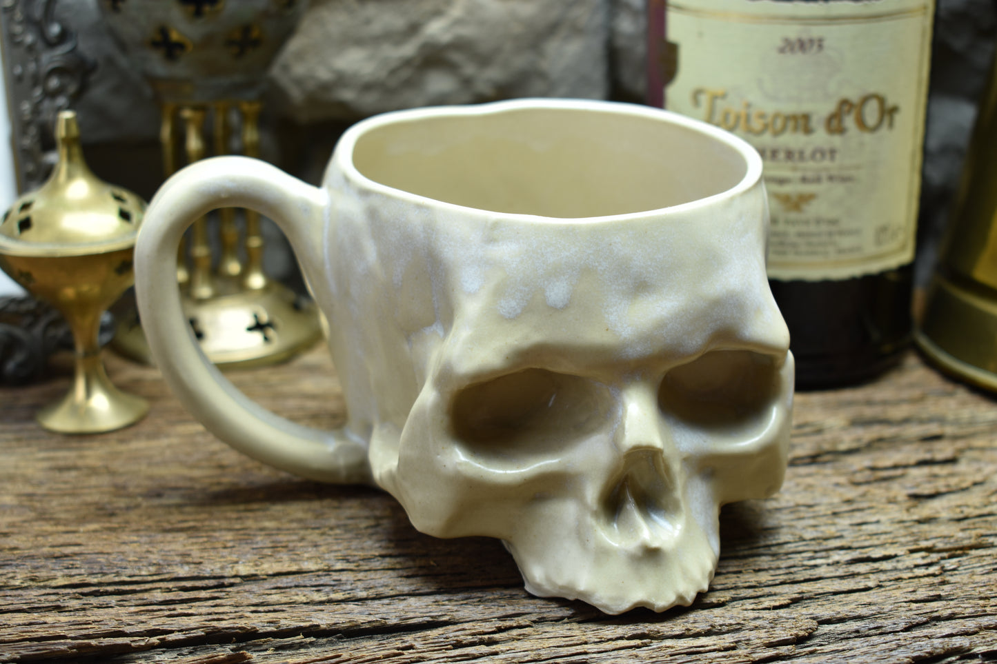 Skull mug medium white matt