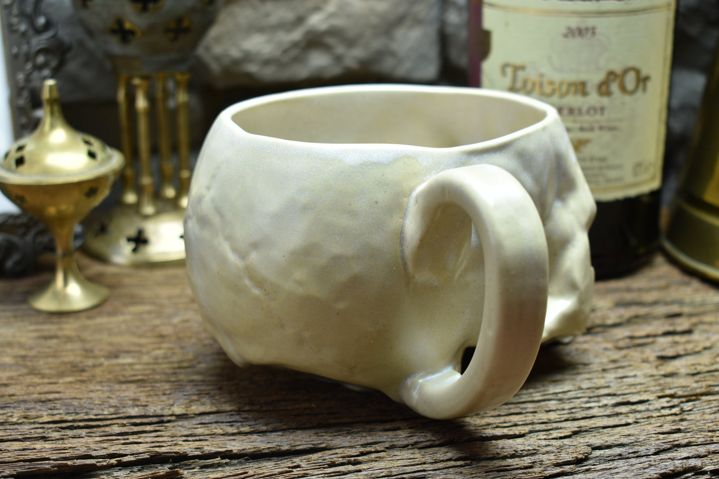Skull mug medium white matt