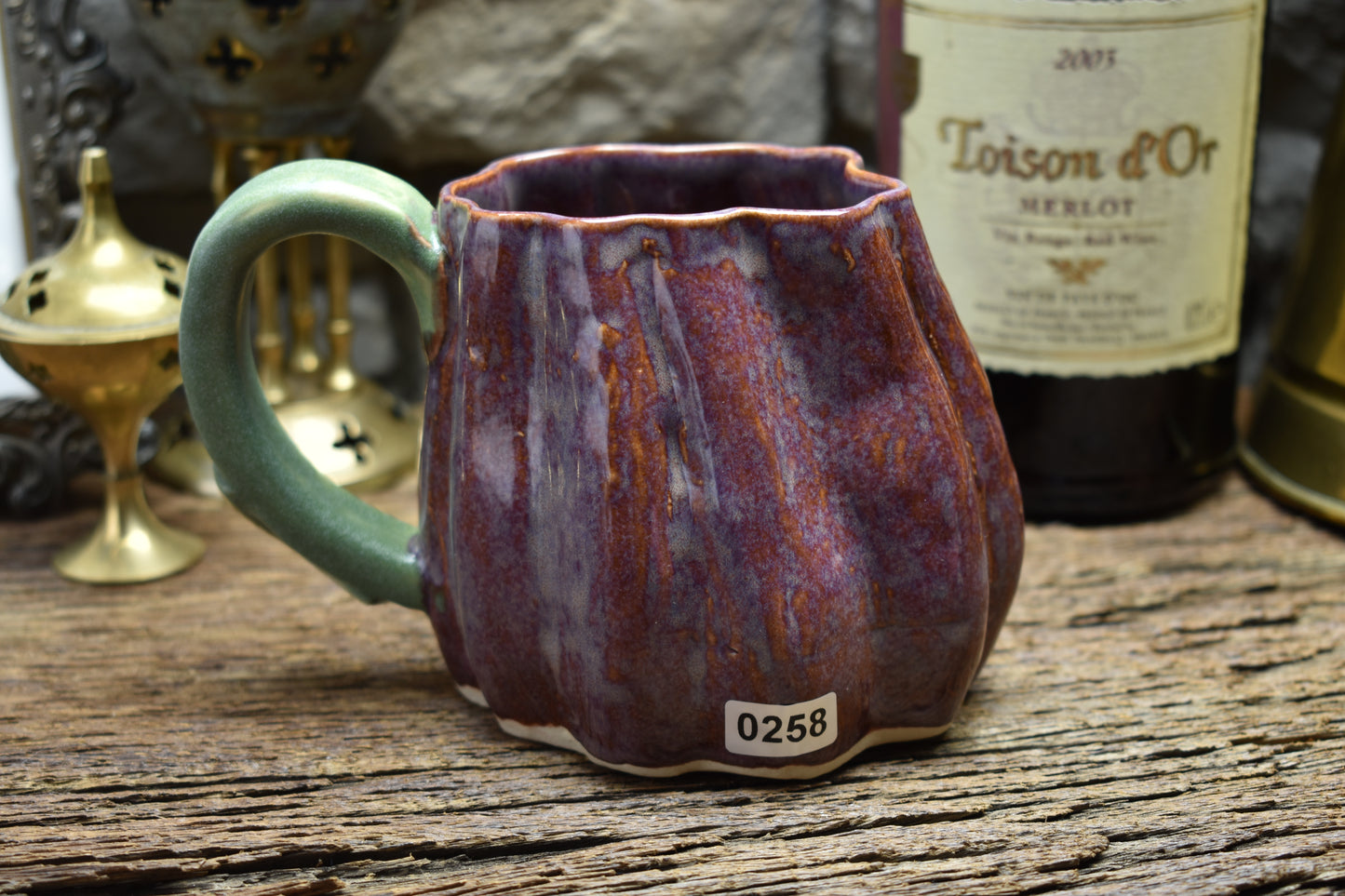 Pumpkin mug purple/bordeaux effect glaze