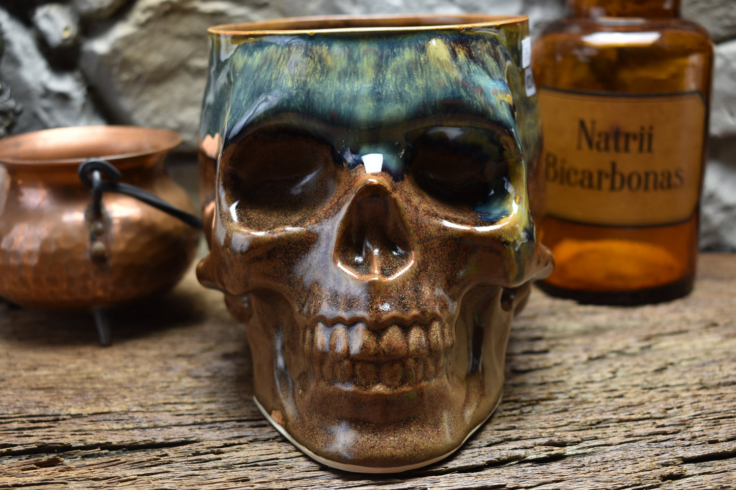 Big skull plantpot brown and blue/green effect glaze