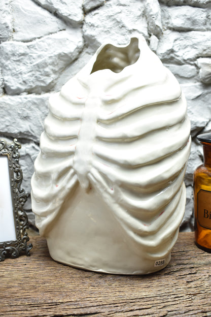 Handmade ribcage vase transparant and bloody effect glaze