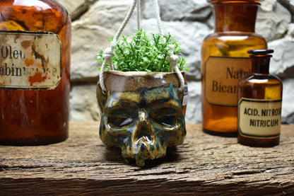 Small hanging skull plantpot blue/brown effect glaze