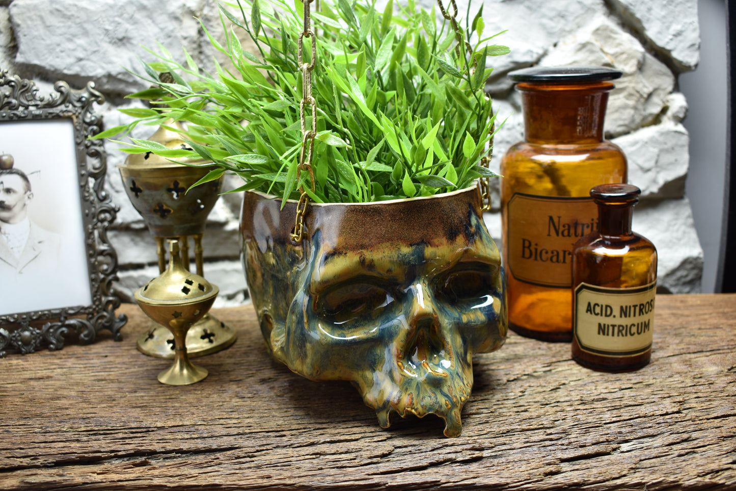 Large hanging skull plantpot brown/blue effect glaze