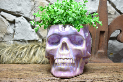 Big skull plantpot lilac effect glaze