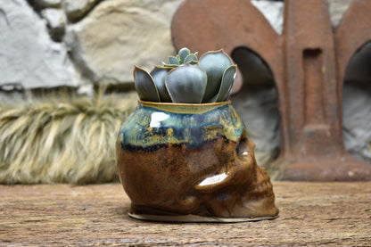 Small skull plantpot - brown and effect glaze 2