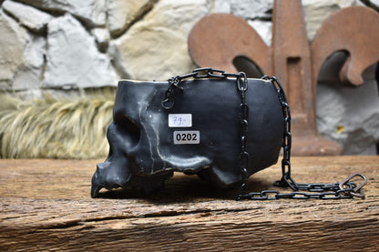 Medium size hanging skull plantpot black matt