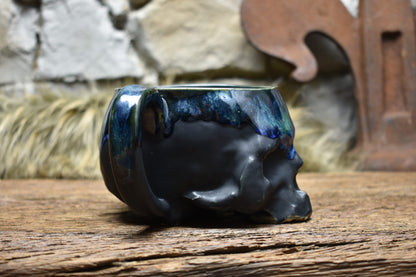 Skull mug black matt and effect glaze