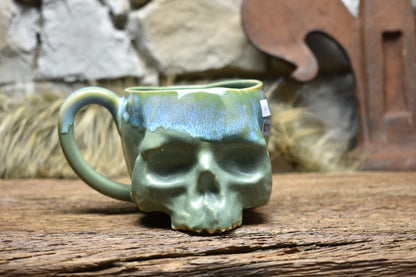 Skull mug green matt and effect glaze 3