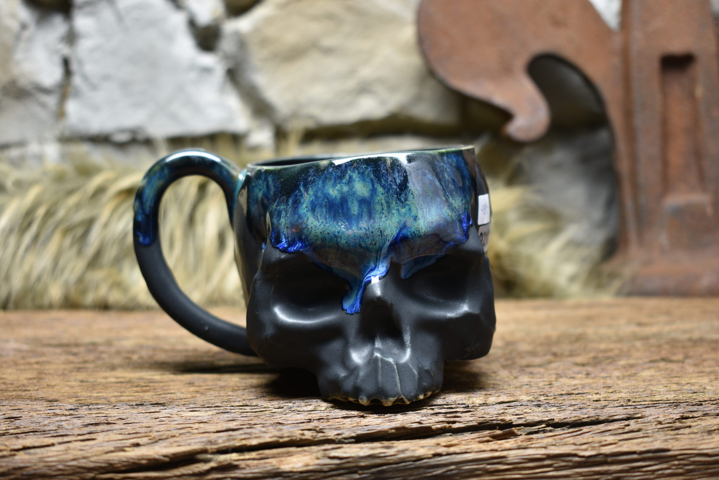 Skull mug black matt and effect glaze 3