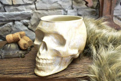 Big skull plantpot beige effect