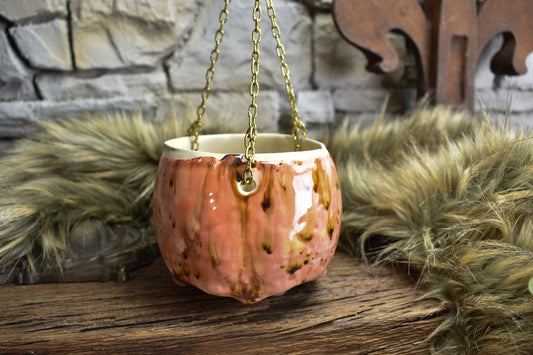 Medium size hanging skull plantpot pink effect glaze