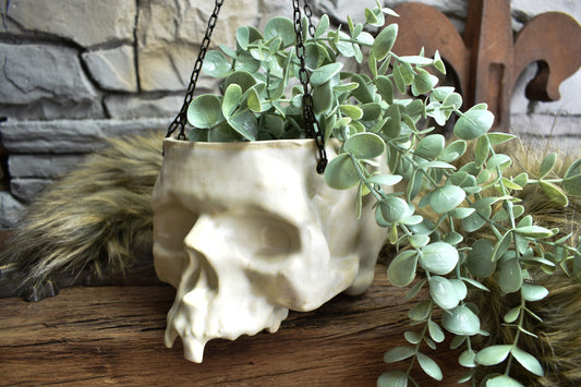 Large hanging skull plantpot white matt