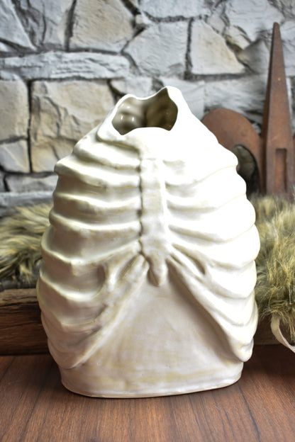 Handmade ribcage vase white matt