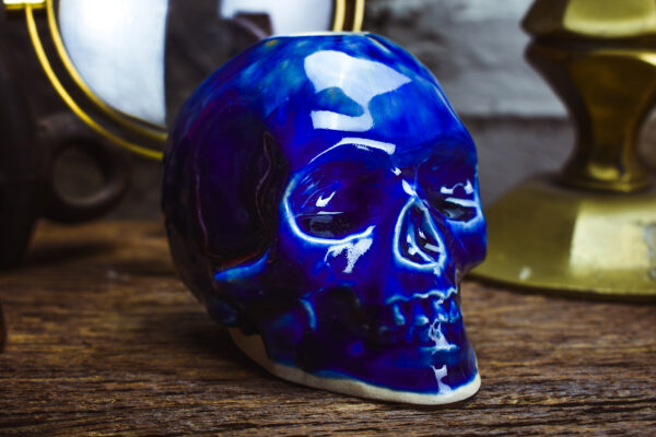 Handmade ceramic skull candle holder shiny blue - Image 2