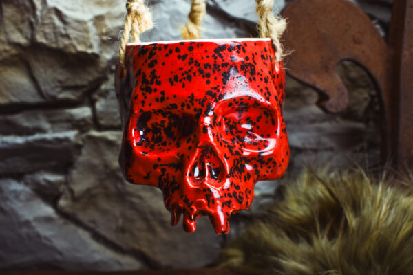 Medium size hanging skull plantpot shiny red and black spots - Image 4