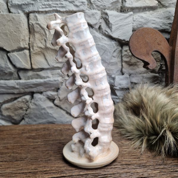 Handmade ceramic spine candle holder white beige effect - Image 6