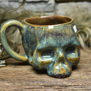 Skull mug brown blue effect glaze 2