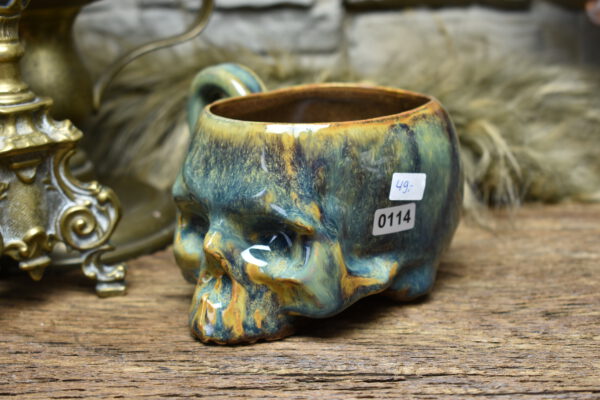 Skull mug brown blue effect glaze 4 - Image 4