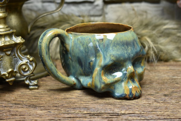 Skull mug brown blue effect glaze 5 - Image 2