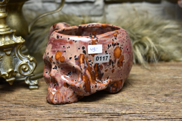 Skull mug bordeaux black spots effect glaze 1 - Image 4