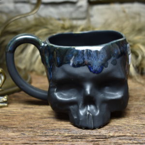 Skull mug black matt and effect glaze