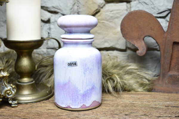 Apothecary pot lilac effect glaze - Image 4