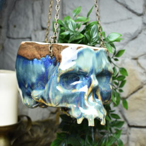 Large hanging skull plantpot brownblue effect glaze 1