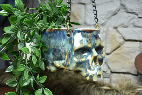 Large hanging skull plantpot brownblue effect glaze 2