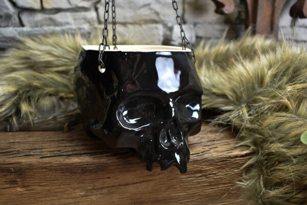 Medium size hanging skull plantpot shiny black