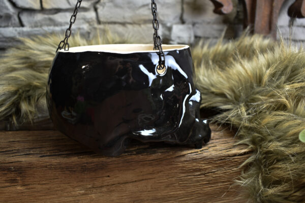 Medium size hanging skull plantpot shiny black - Image 5