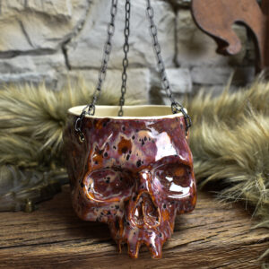 Medium size hanging skull plantpot bordeaux with black dots effect