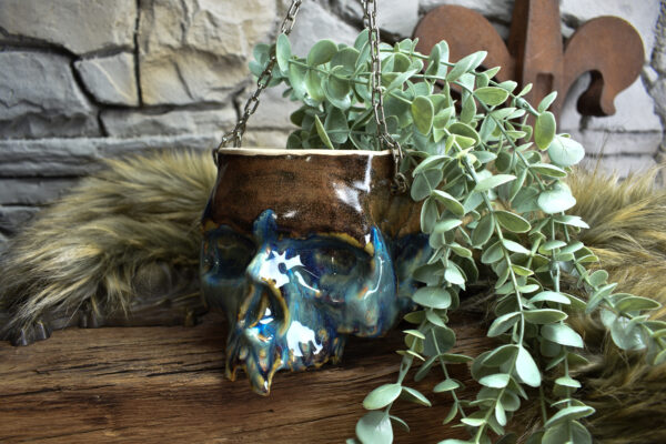 Large hanging skull plantpot brown/blue effect glaze