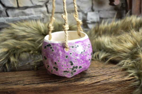 Small hanging skull plantpot pink and green effect glaze - Image 2