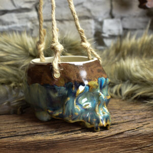 Small hanging skull plantpot brown/blue effect glaze