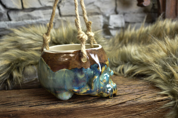 Small hanging skull plantpot brown/blue effect glaze - Image 4