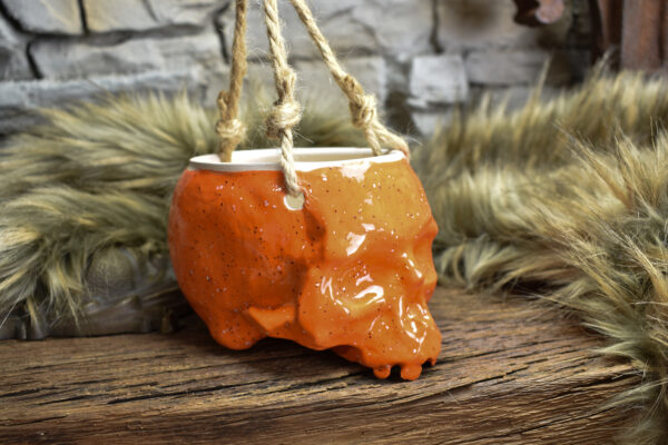 Small hanging skull plantpot shiny orange