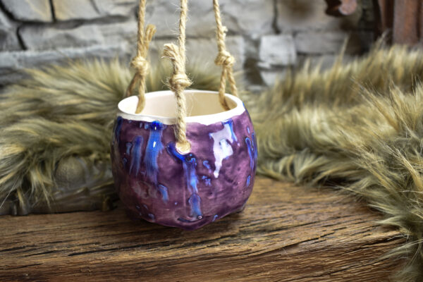 Small hanging skull plantpot shiny purple - Image 3