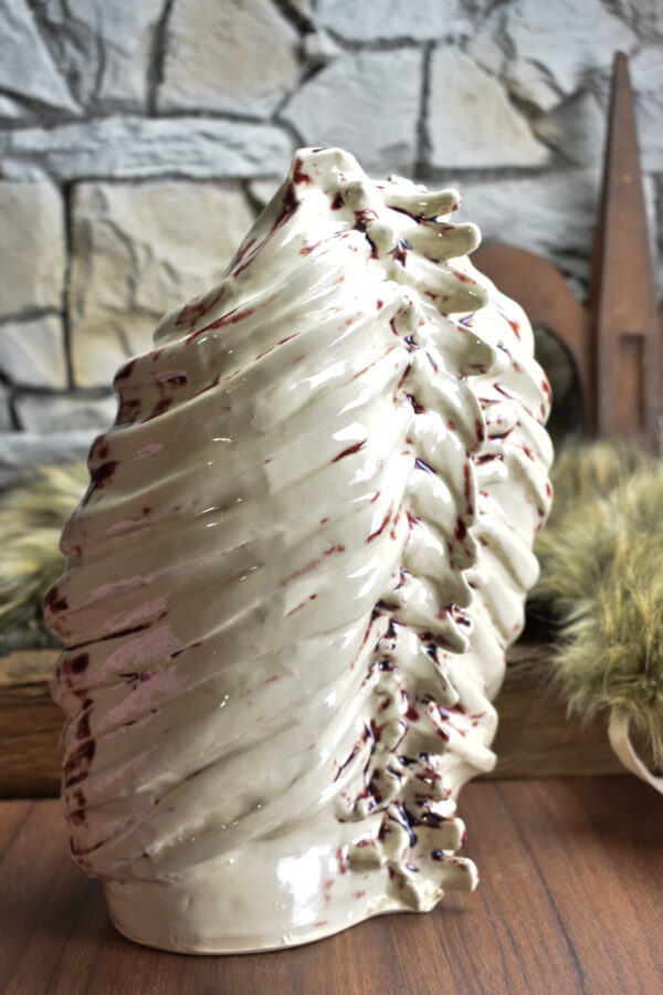 Handmade ribcage vase white/red shine glaze - Image 4